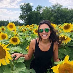 Meet your Posher, Celina